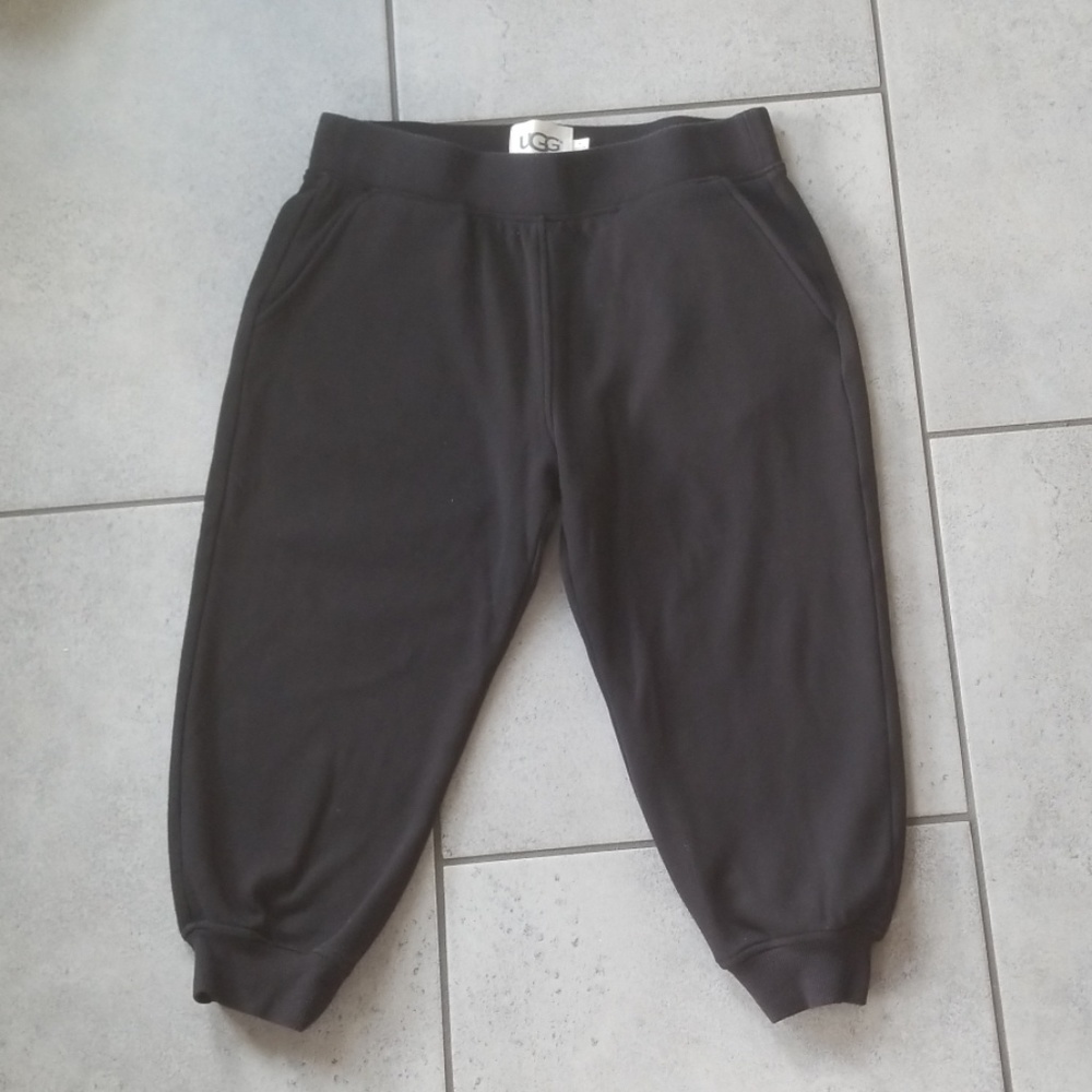 UGG Women's Hadley cropped jogger pants M